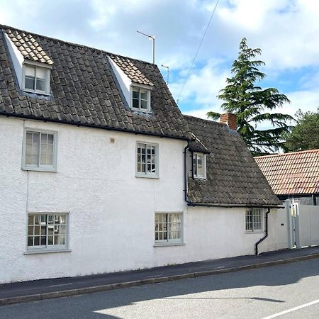 Elegant Oak Beamed House In Pretty Village - Cambridge Homehost Buckden  Exteriör bild