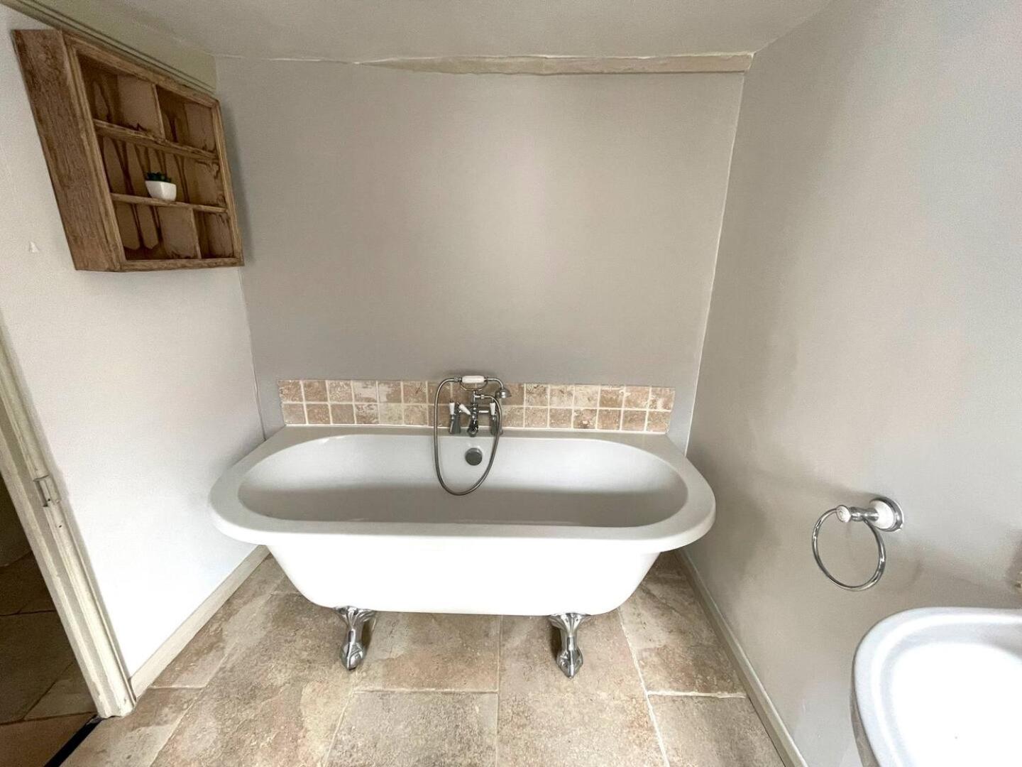 Elegant Oak Beamed House In Pretty Village - Cambridge Homehost Buckden  Exteriör bild