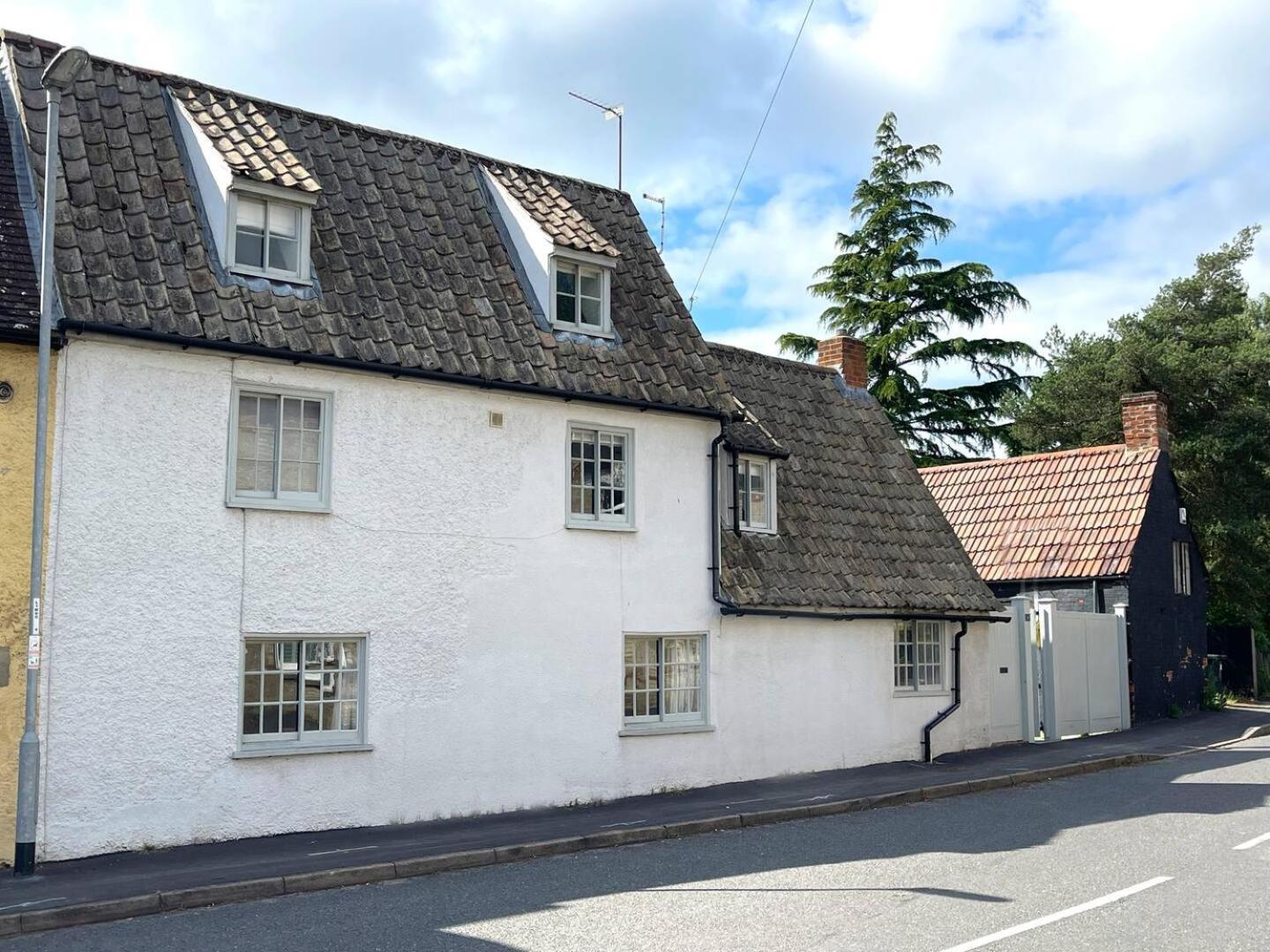 Elegant Oak Beamed House In Pretty Village - Cambridge Homehost Buckden  Exteriör bild