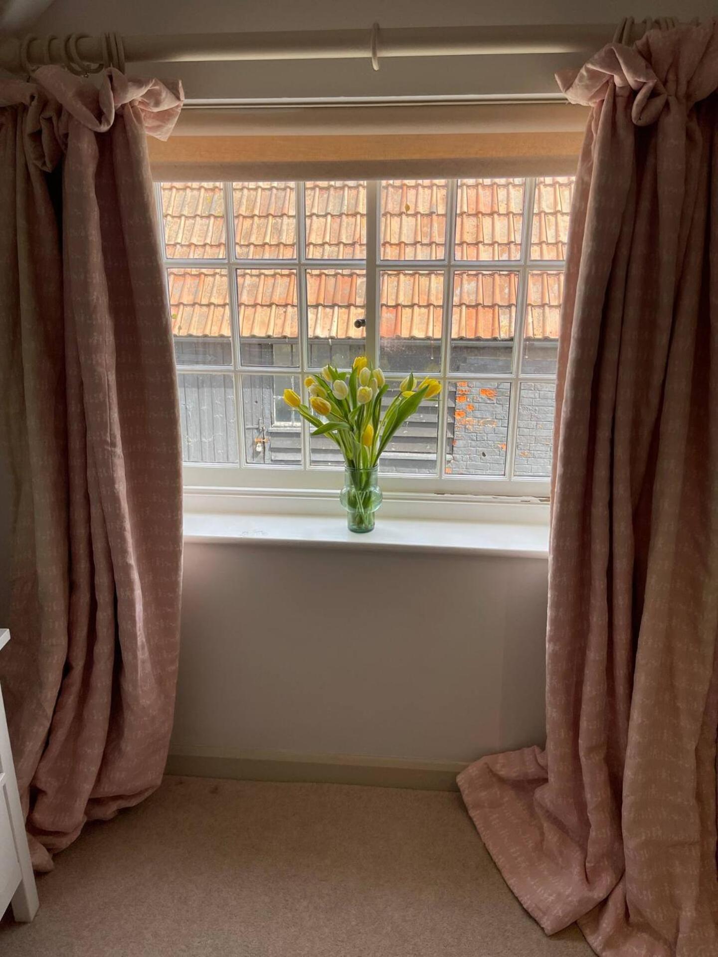 Elegant Oak Beamed House In Pretty Village - Cambridge Homehost Buckden  Exteriör bild